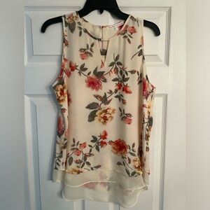 Violet+Claire Floral Sleeveless Top